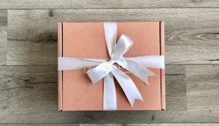 a-petite-styling-box-from-short-story